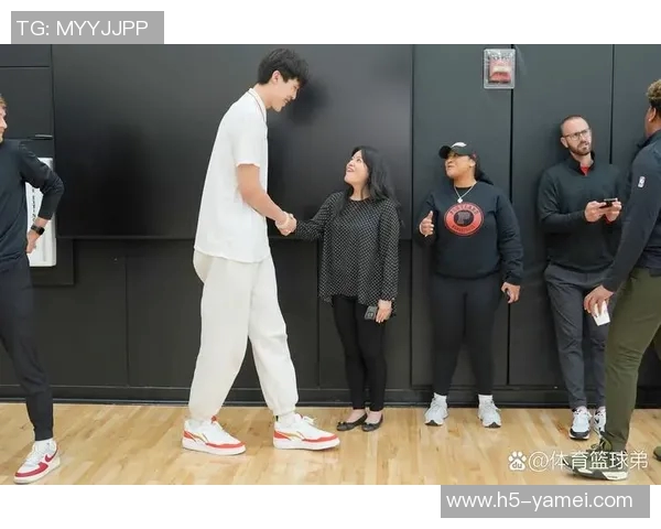 杨瀚森体能极限挑战连续训练五分钟需不断提升能力 杨瀚森体能极限挑战连续训练五分钟需不断提升能力